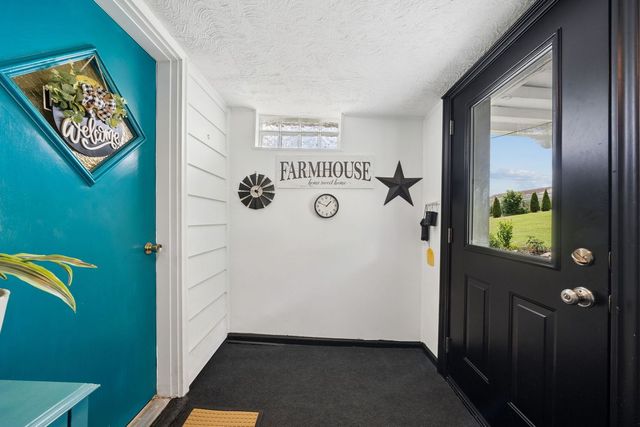 105 Dutchtown ROAD, Sewickley Twp, PA 15637