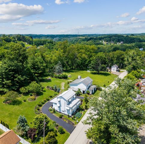 105 Dutchtown ROAD, Sewickley Twp, PA 15637