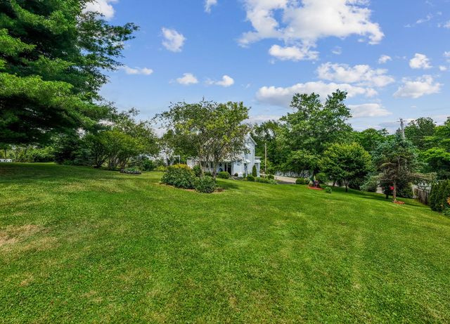 105 Dutchtown ROAD, Sewickley Twp, PA 15637