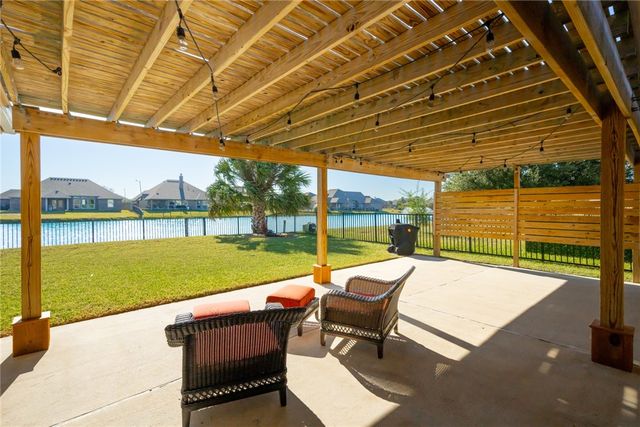 7421 Vaquero Dr, Corpus Christi, TX 78414
