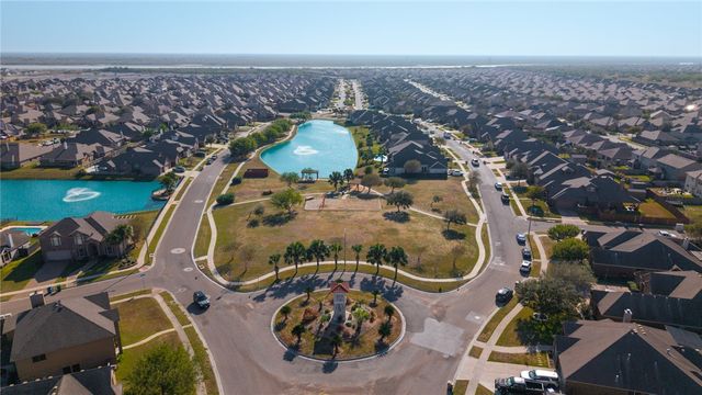 7421 Vaquero Dr, Corpus Christi, TX 78414
