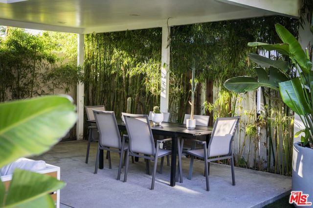 2319 S Cloverdale Avenue, Los Angeles, CA 90016