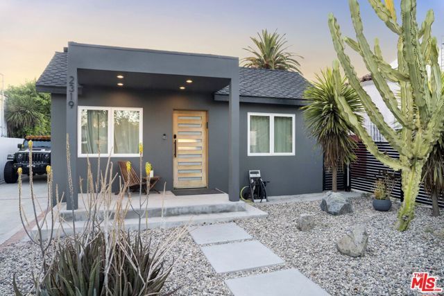 2319 S Cloverdale Avenue, Los Angeles, CA 90016