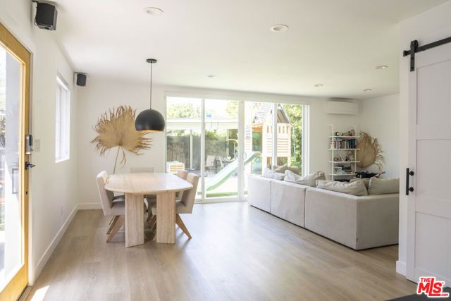 2319 S Cloverdale Avenue, Los Angeles, CA 90016