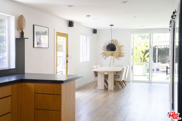 2319 S Cloverdale Avenue, Los Angeles, CA 90016