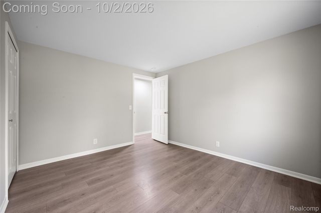2668 Grass Valley Drive, White Lake Charter Township, MI 48383