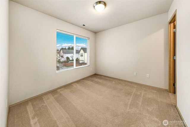 200 Ferndale Court NE, Renton, WA 98056