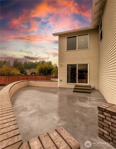 200 Ferndale Court NE, Renton, WA 98056