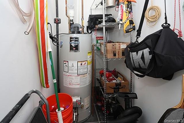 6334 Fresh Pond Road 5C, Ridgewood, NY 11385