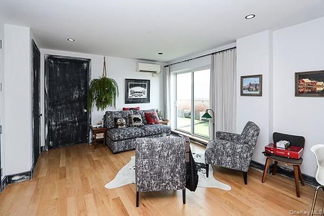 6334 Fresh Pond Road 5C, Ridgewood, NY 11385