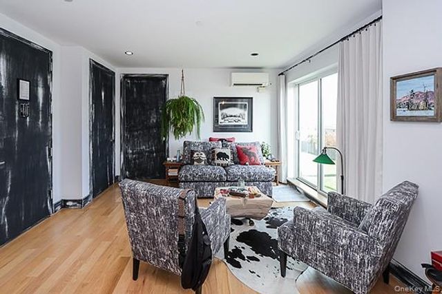 6334 Fresh Pond Road 5C, Ridgewood, NY 11385