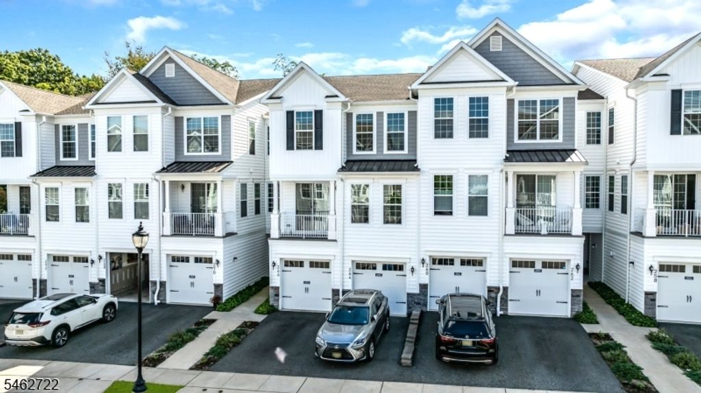 266 Aspen Dr 266, Cedar Grove Twp., NJ 07009 — photo 3