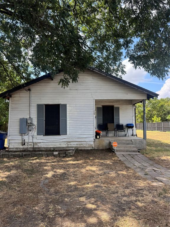 718 E Jefferson Street, Waxahachie, TX 75165 — photo 2