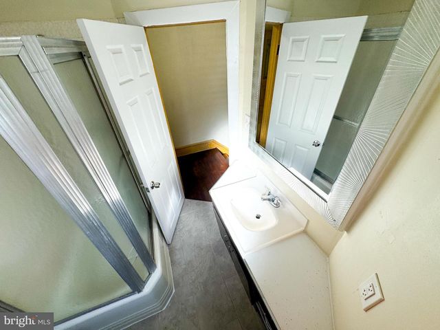 433 GENESEE ST, Trenton, NJ 08611