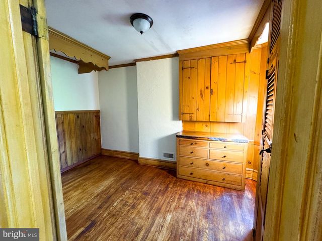 433 GENESEE ST, Trenton, NJ 08611