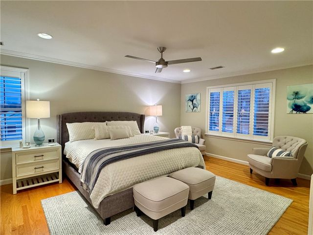 34 Marian Avenue, Narragansett, RI 02882