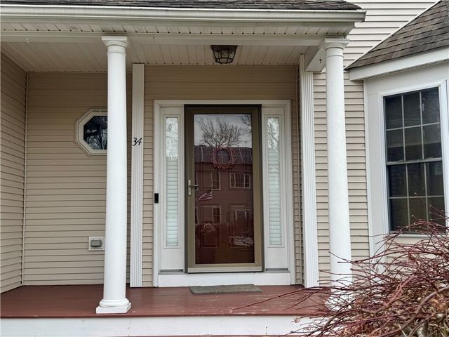 34 Marian Avenue, Narragansett, RI 02882