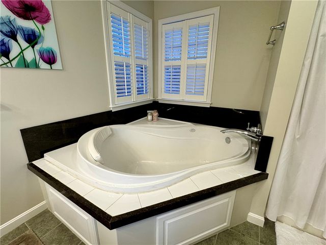 34 Marian Avenue, Narragansett, RI 02882