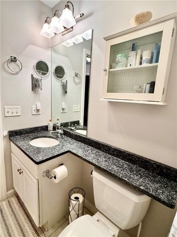 34 Marian Avenue, Narragansett, RI 02882