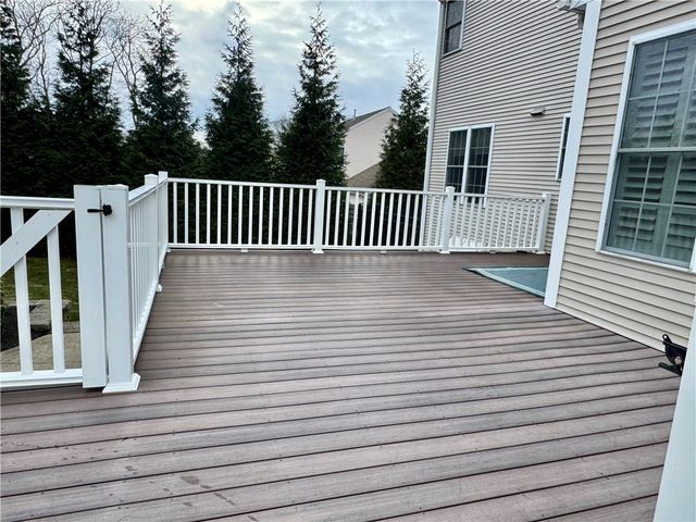 34 Marian Avenue, Narragansett, RI 02882