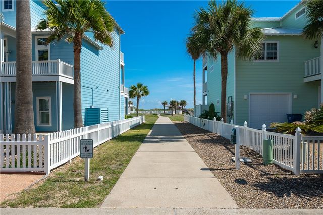 333 Keewaydan Lane, Port Aransas, TX 78373