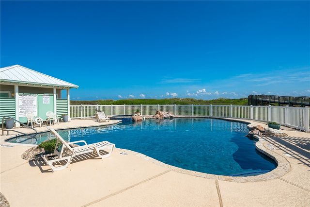 333 Keewaydan Lane, Port Aransas, TX 78373