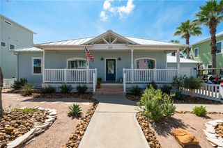 333 Keewaydan Lane, Port Aransas, TX 78373