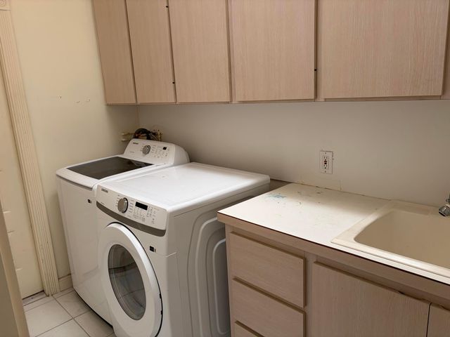 284 NW Bentley Circle, Port St. Lucie, Port St Lucie, FL 34986