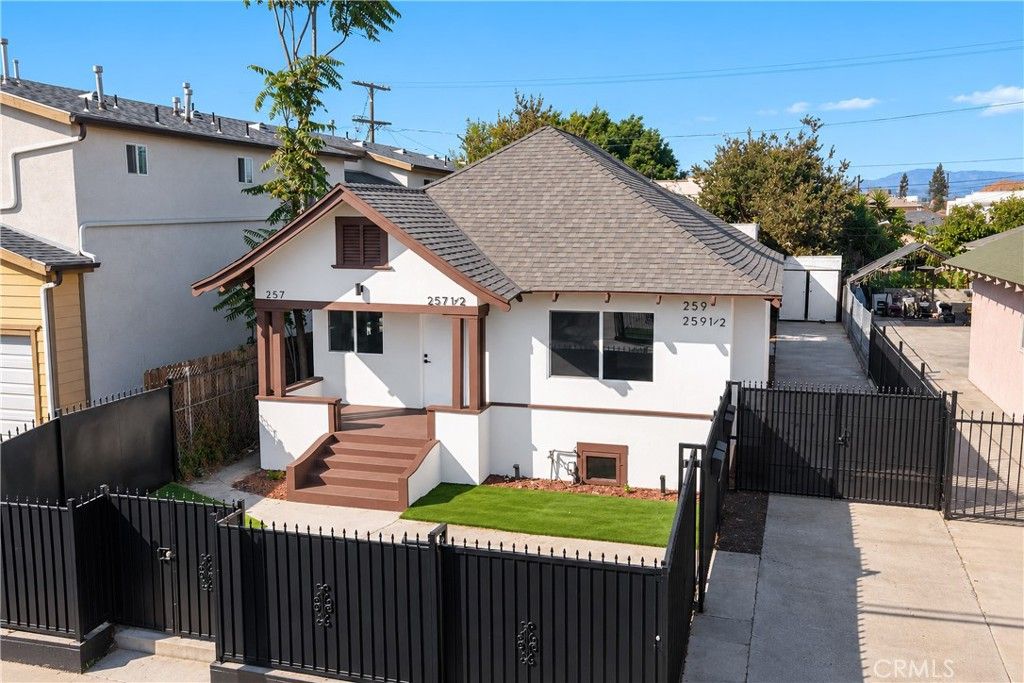 259 W 42ND Street, Los Angeles, CA 90037 — exterior
