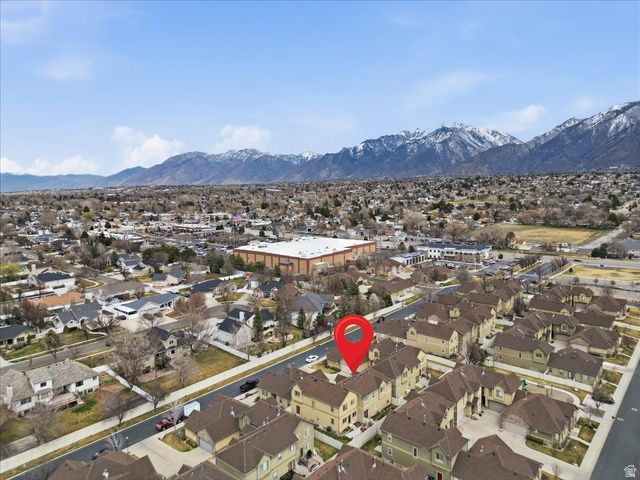 604 E NORMANDY LOOP LN, Draper, UT 84020