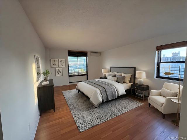 25-40 Shore Boulevard 9J, Astoria, NY 11102
