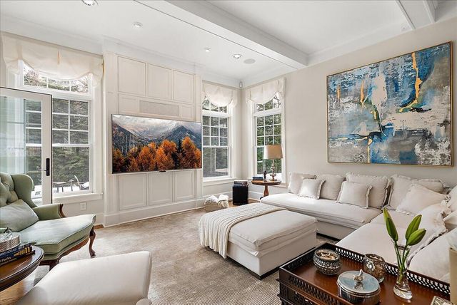 3277 Estates Drive, St. Joseph Twp, MI 49085