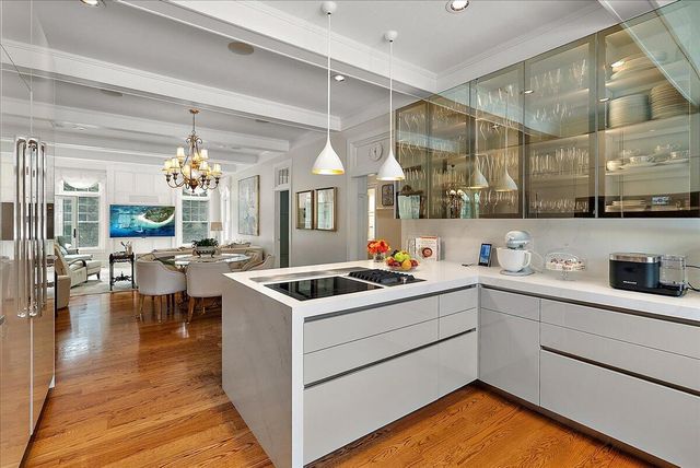 3277 Estates Drive, St. Joseph Twp, MI 49085