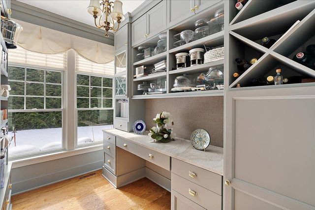 3277 Estates Drive, St. Joseph Twp, MI 49085