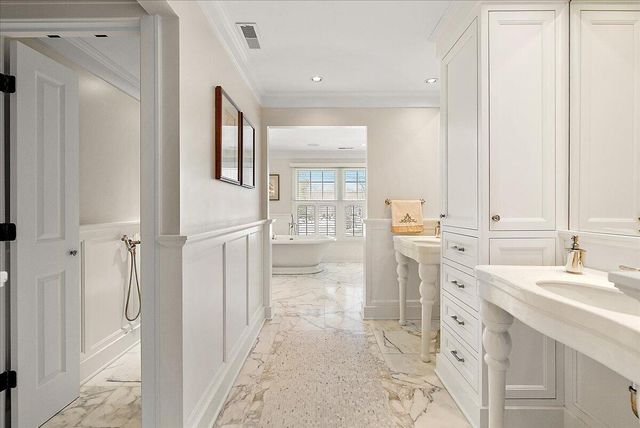 3277 Estates Drive, St. Joseph Twp, MI 49085