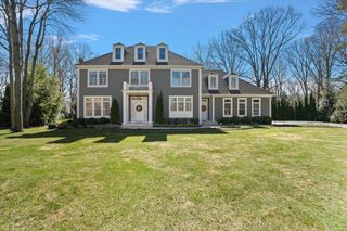 3277 Estates Drive, St. Joseph Twp, MI 49085