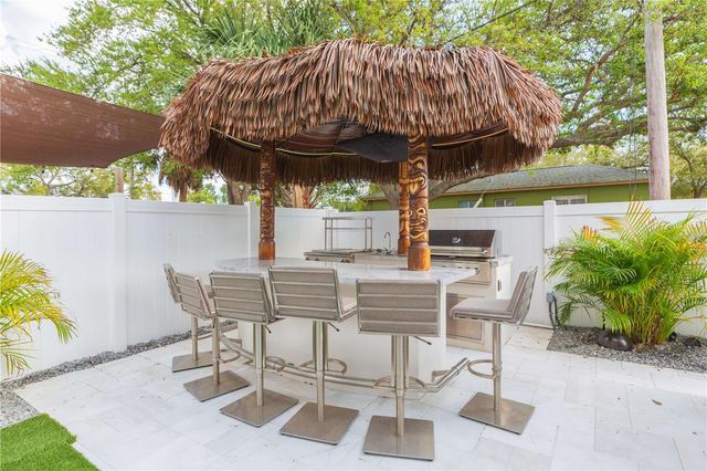 1304 W ARCH STREET, Tampa, FL 33607