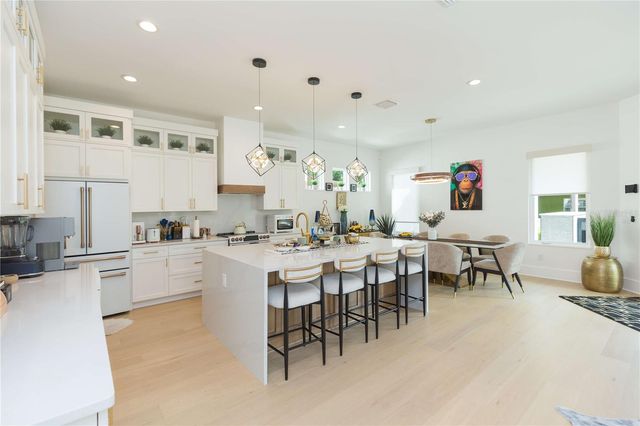 1304 W ARCH STREET, Tampa, FL 33607