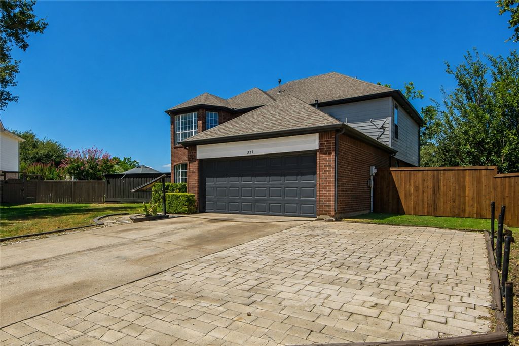 337 Bluewood Lane, Lake Dallas, TX 75065 — photo 2