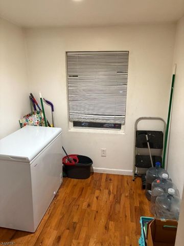 112 4Th Ave, Paterson City, NJ 07524