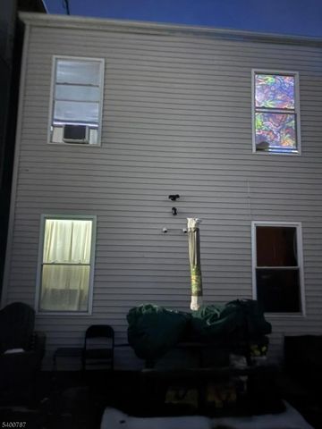 112 4Th Ave, Paterson City, NJ 07524