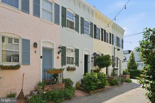 5 POMANDER WALK NW, Washington, DC 20007
