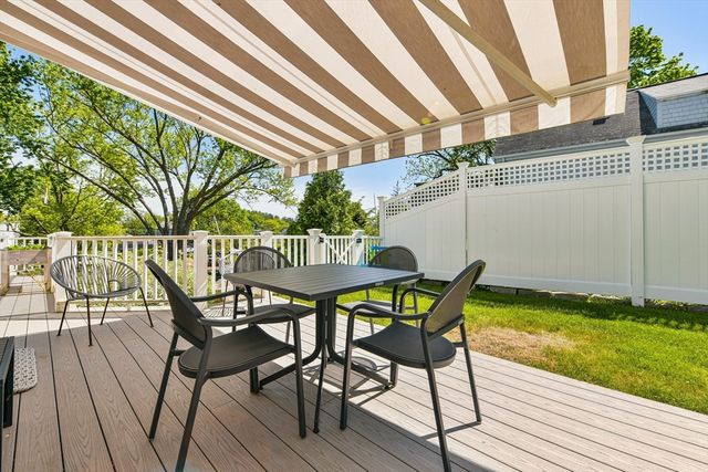 36 Stockbridge St, Cohasset, MA 02025