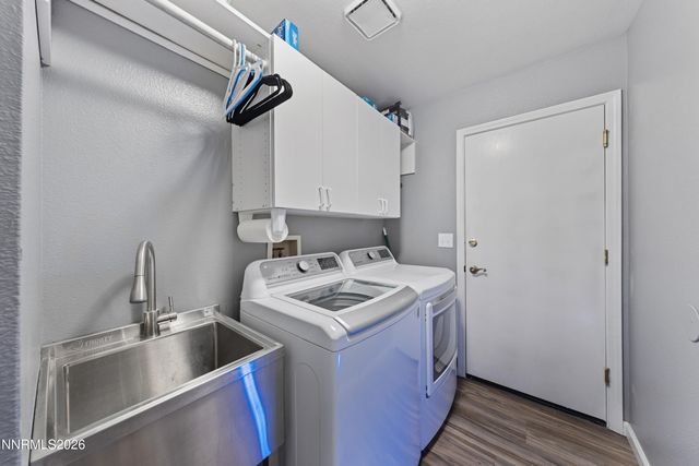 994 Lilac Court, Minden, NV 89423