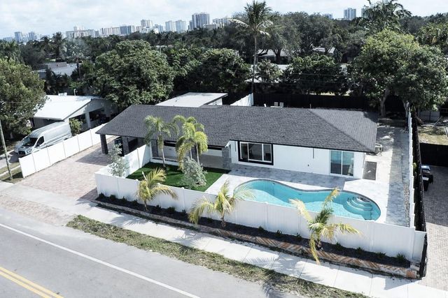2716 Middle River Drive, Fort Lauderdale, FL 33306