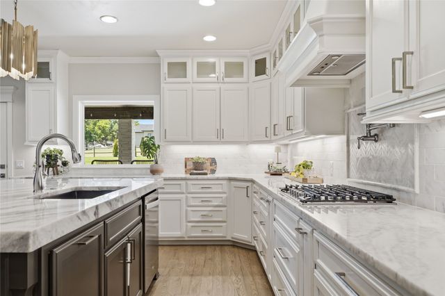 7814 S 288th East Avenue, Broken Arrow, OK 74014