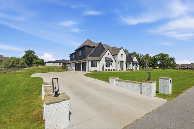 7814 S 288th East Avenue, Broken Arrow, OK 74014