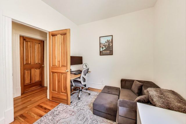 5826 N Winthrop Avenue 2N, Chicago, IL 60660