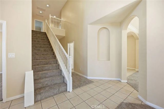 18112 Osborne, Northridge, CA 91325