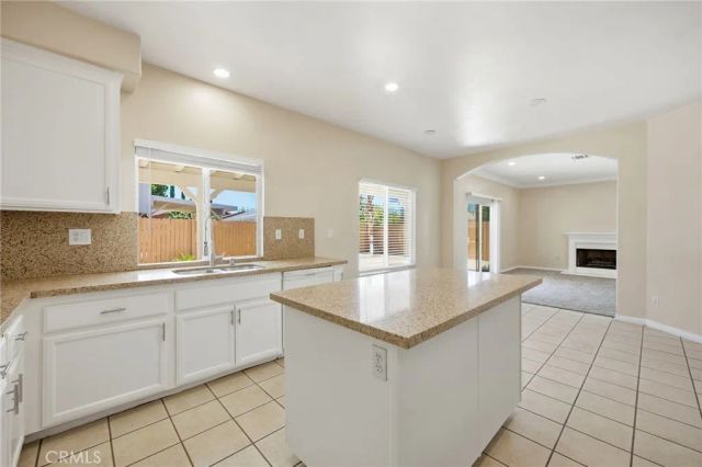 18112 Osborne, Northridge, CA 91325